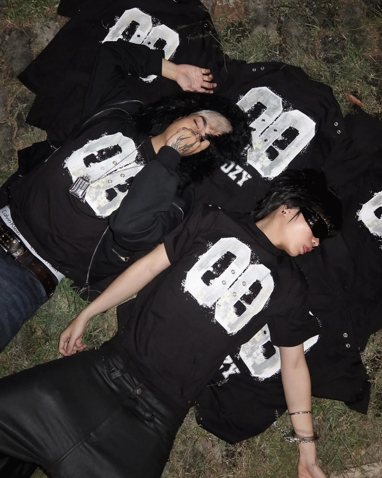 00 Knight Club T Shirt - Image 7
