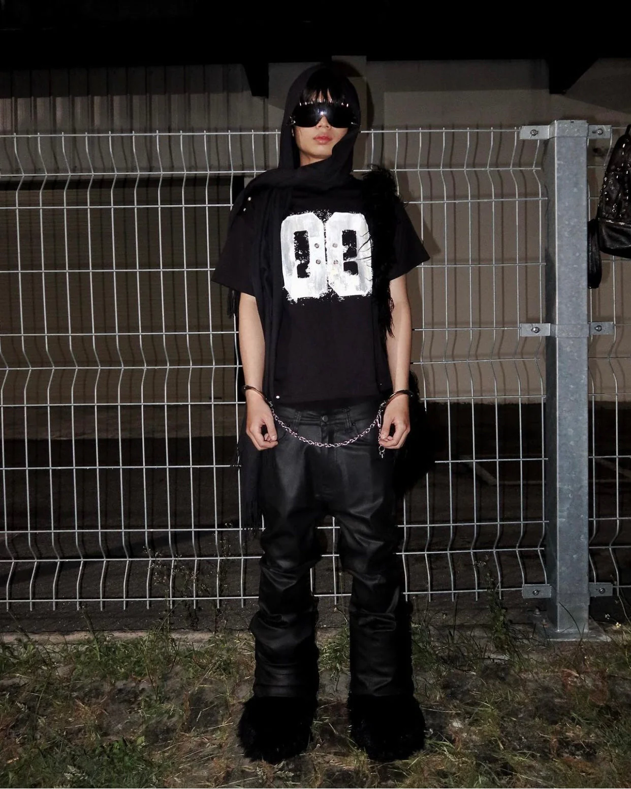 00 Knight Club T Shirt - Image 8