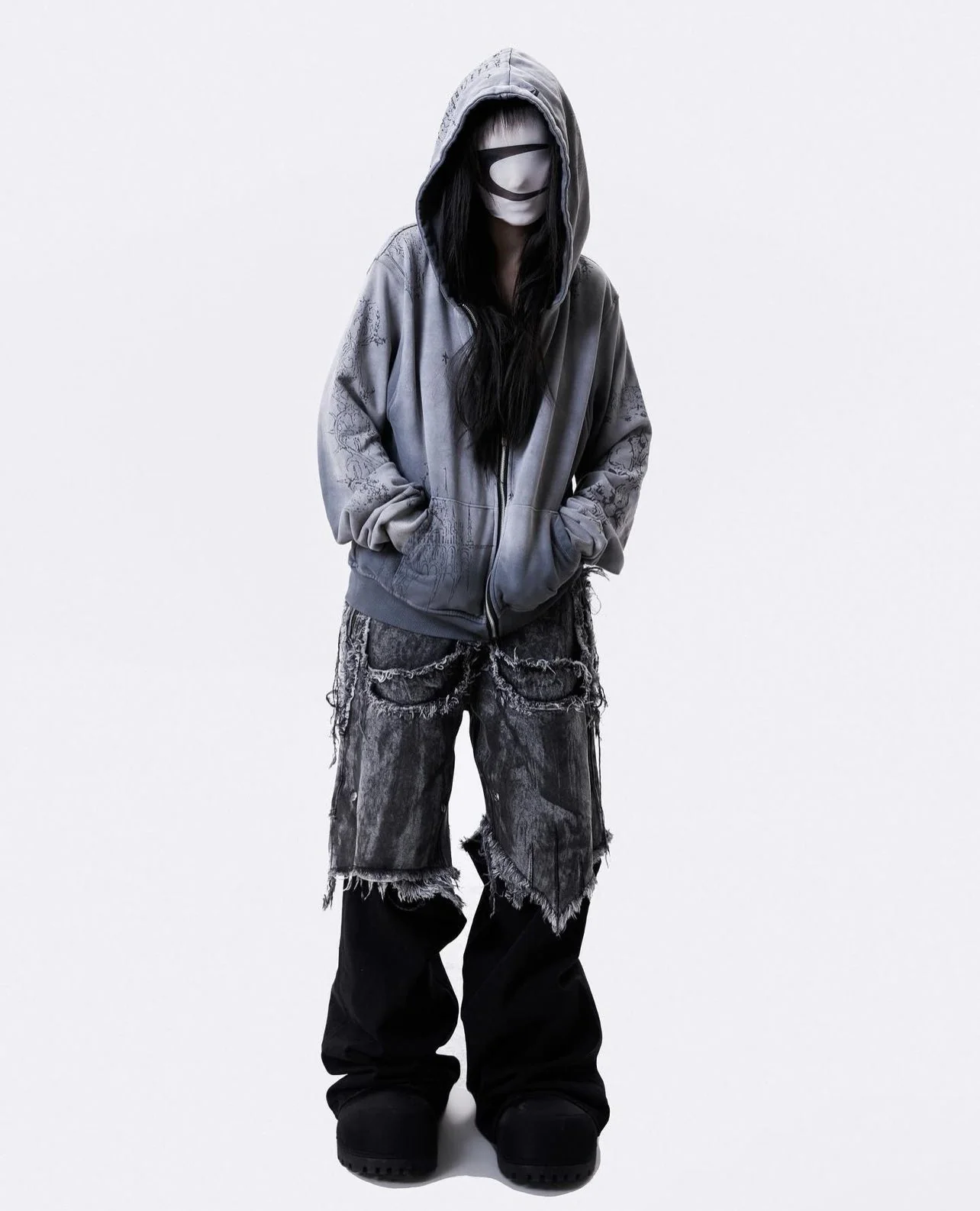 005 CHAOS DREAM FACE MASK - Image 3