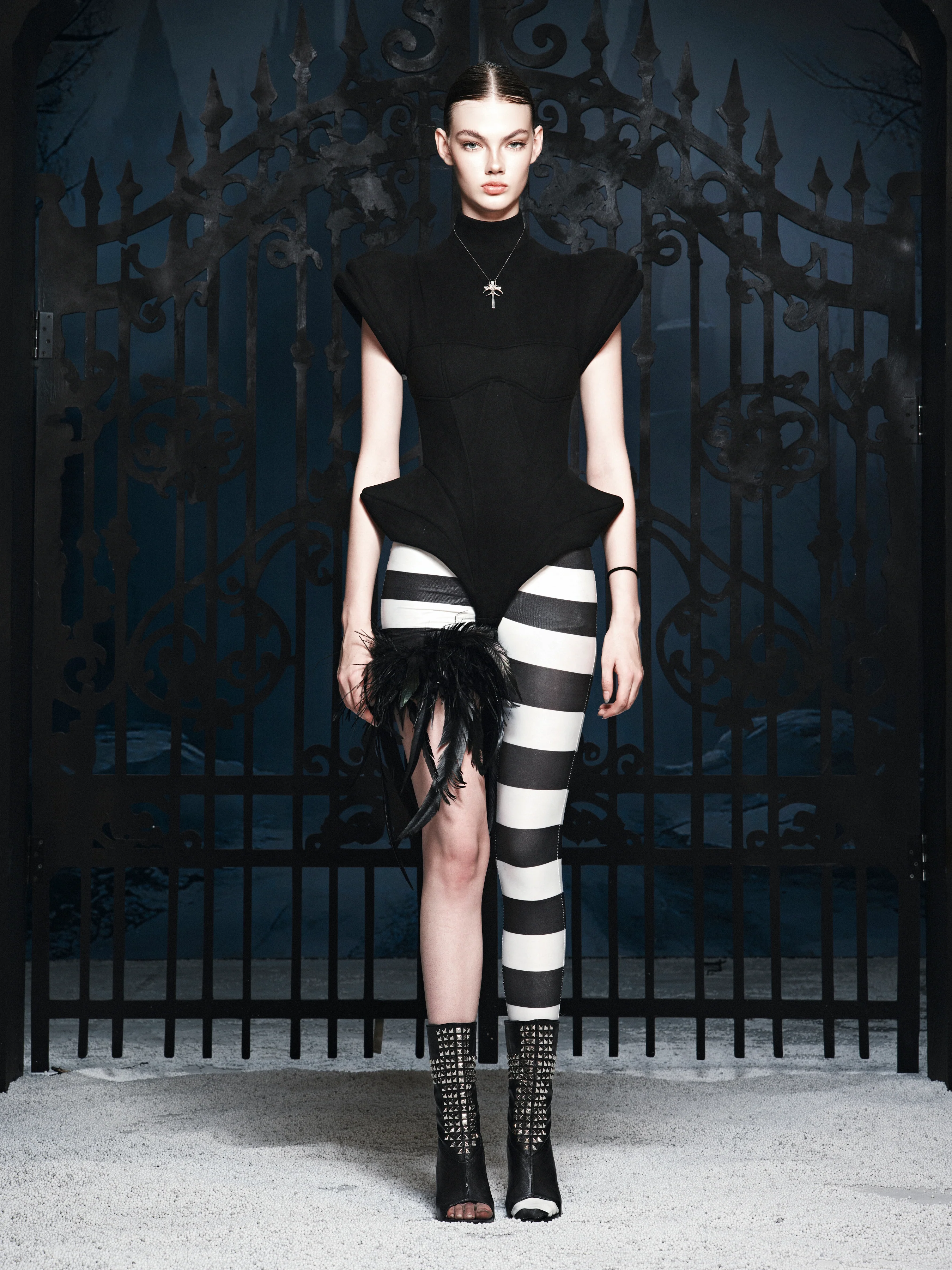 BLACK RITUAL STRIPE LEGGINGS - Image 4