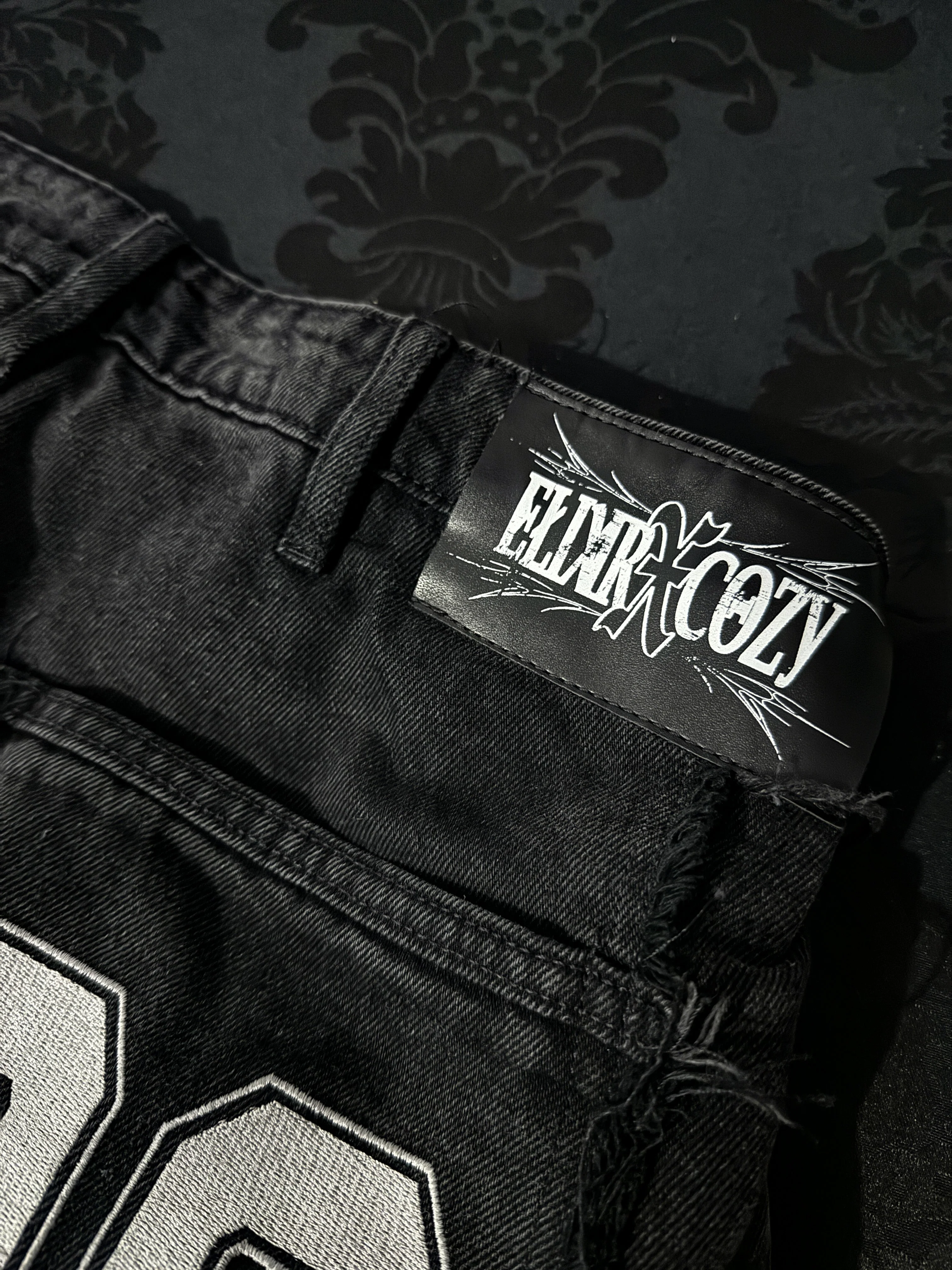 COZY X ELIXIR DETACHABLE 2 IN 1  JEANS - Image 10