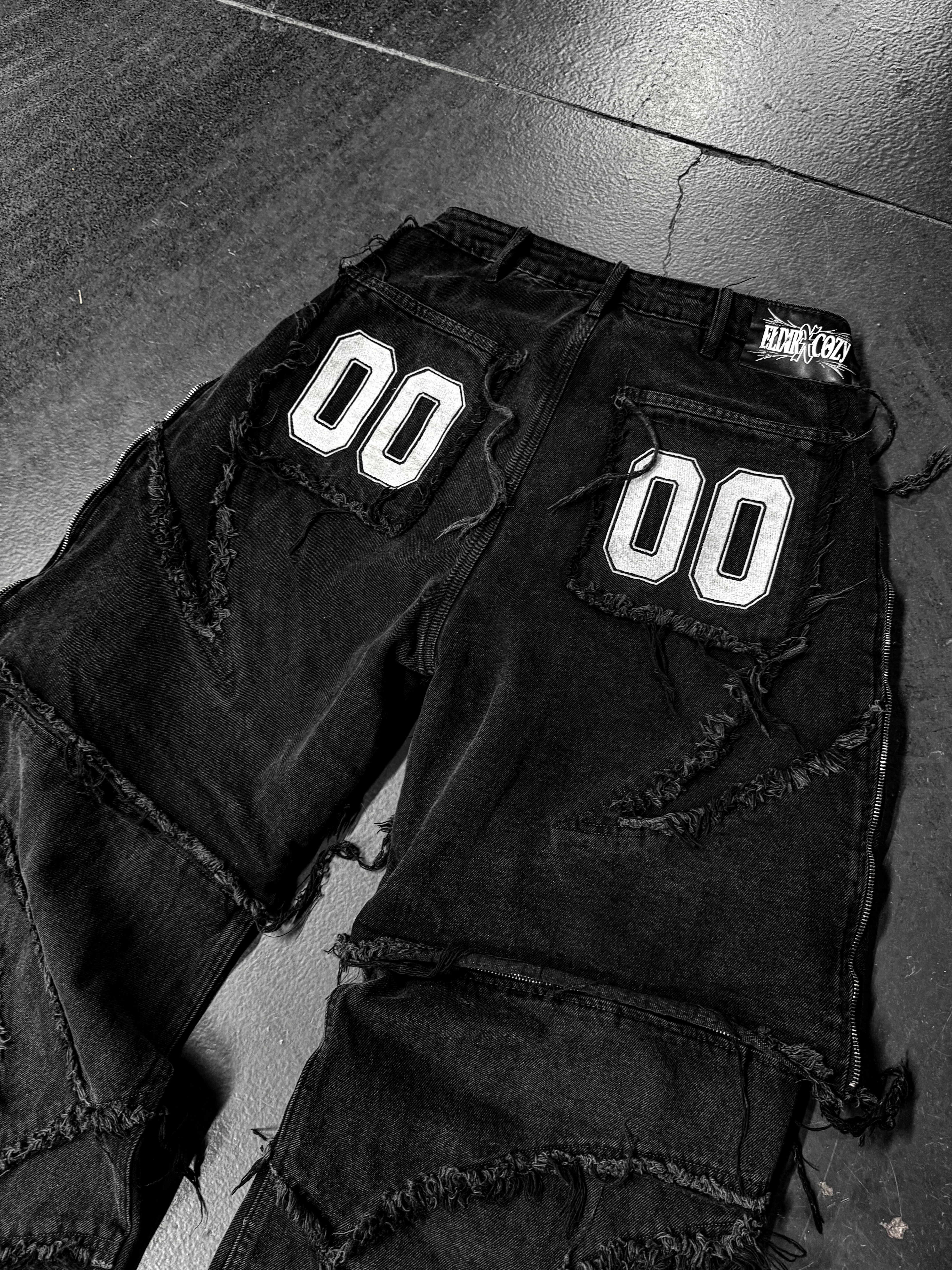 COZY X ELIXIR DETACHABLE 2 IN 1  JEANS - Image 5
