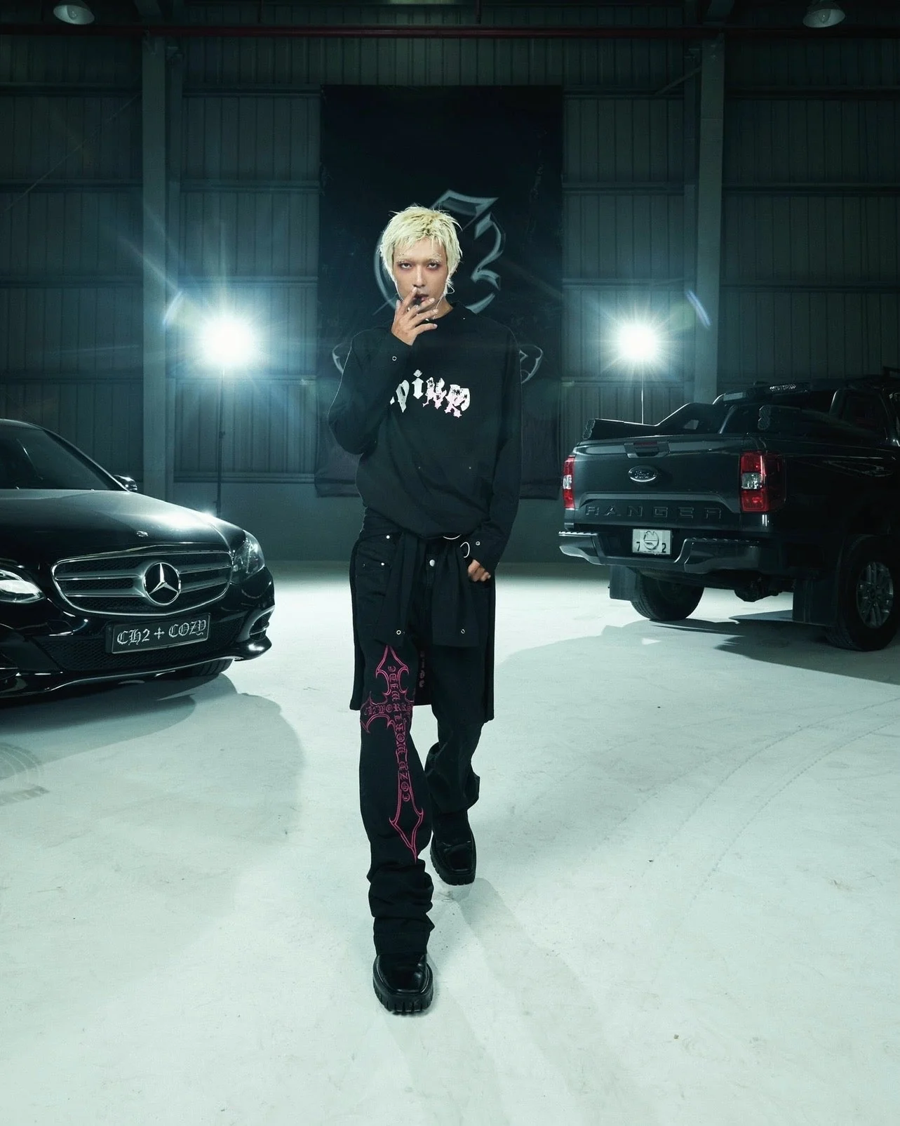 DOUBLE C CROSS BLACK FLARE JEANS (COZY X CH2) - Image 5