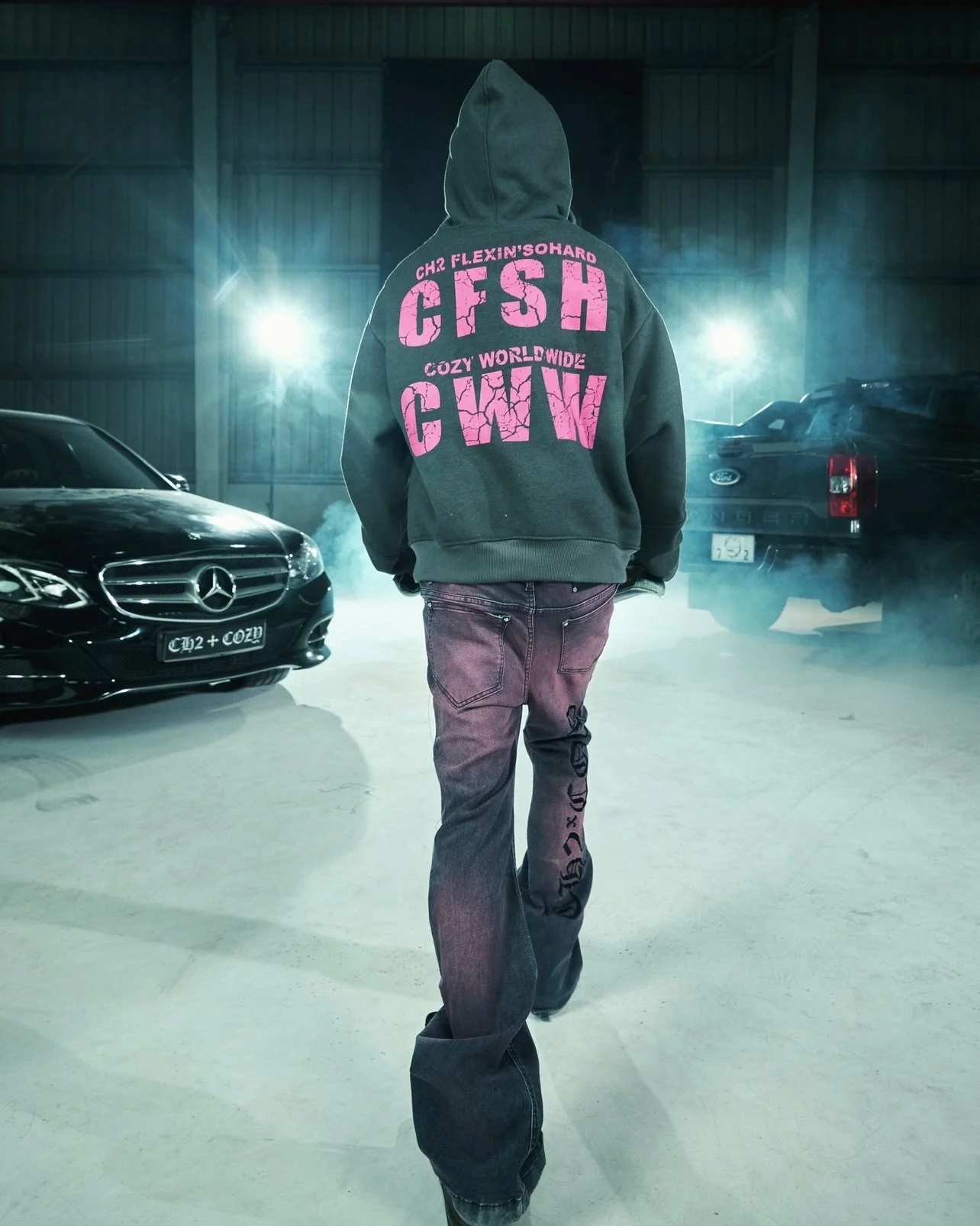 DOUBLE C CROSS PINK FLARE JEANS ( COZY X CH2) - Image 4