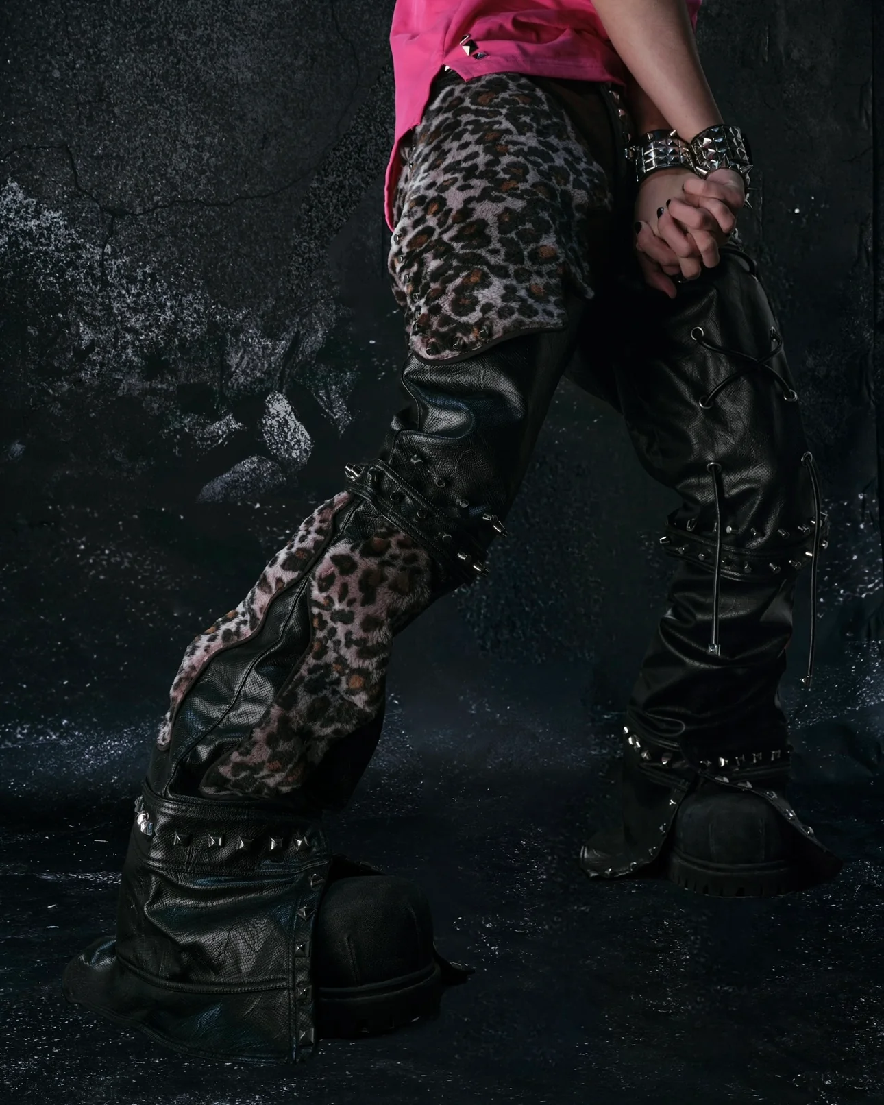 "FLAWLESS" LEOPARD LEATHER PYTHON SKINNY FLARED - Image 10