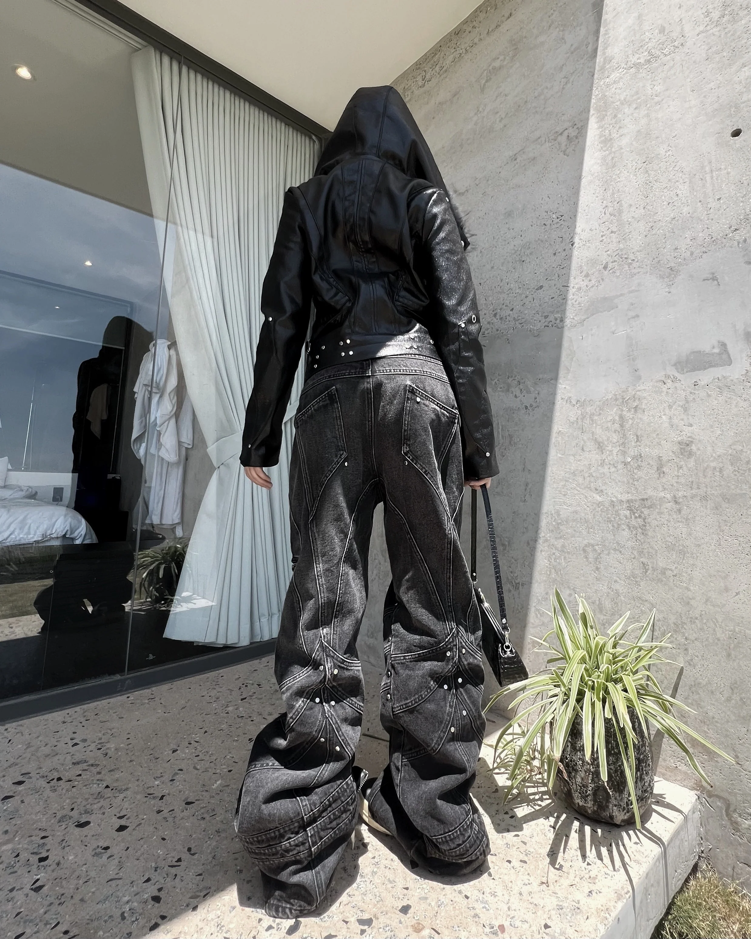 "FOUR KNIGHT" BAGGY FLARED JEANS - Image 5