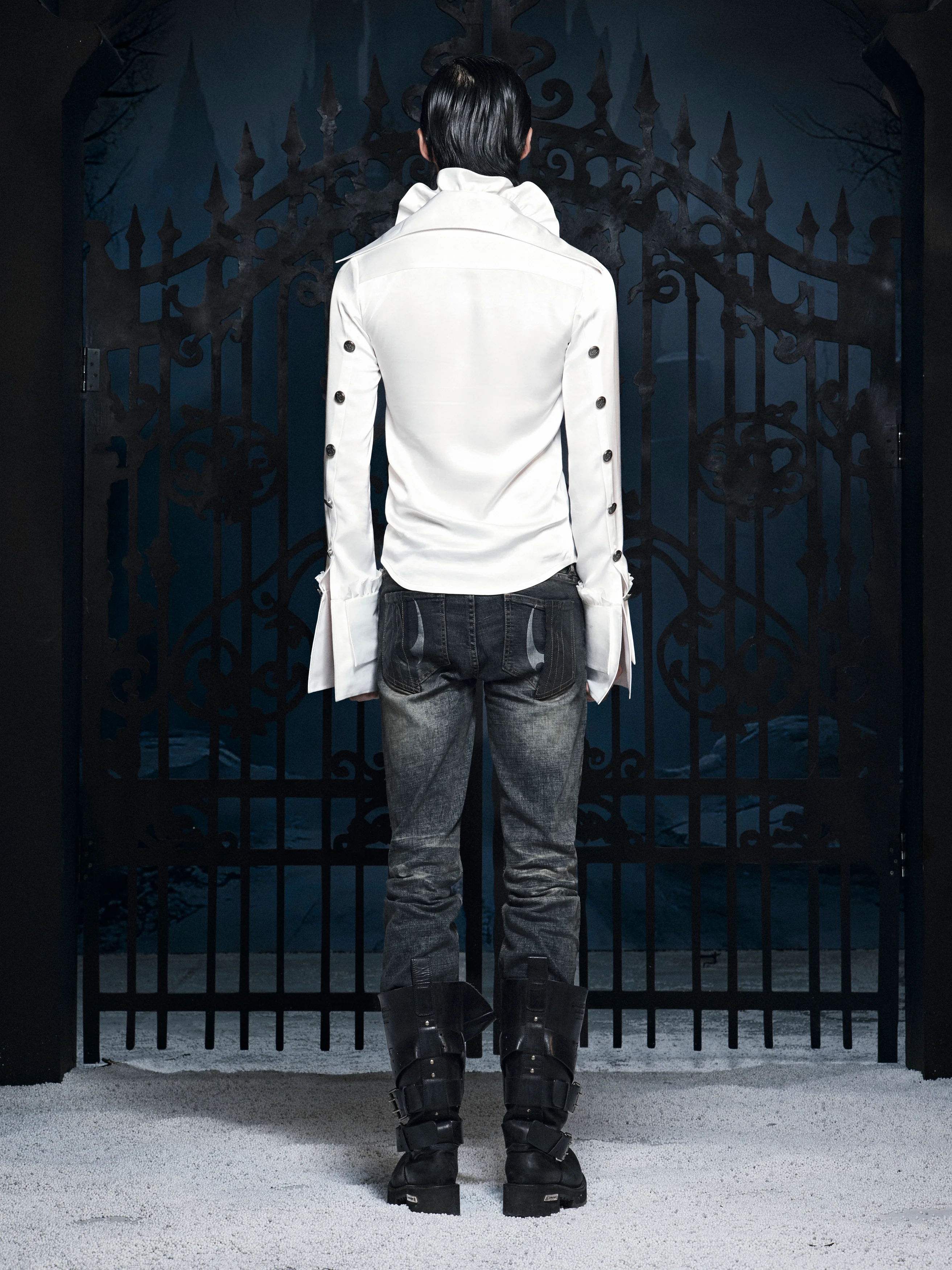 SILENT V COURT RUFFLE SHIRT - Image 3
