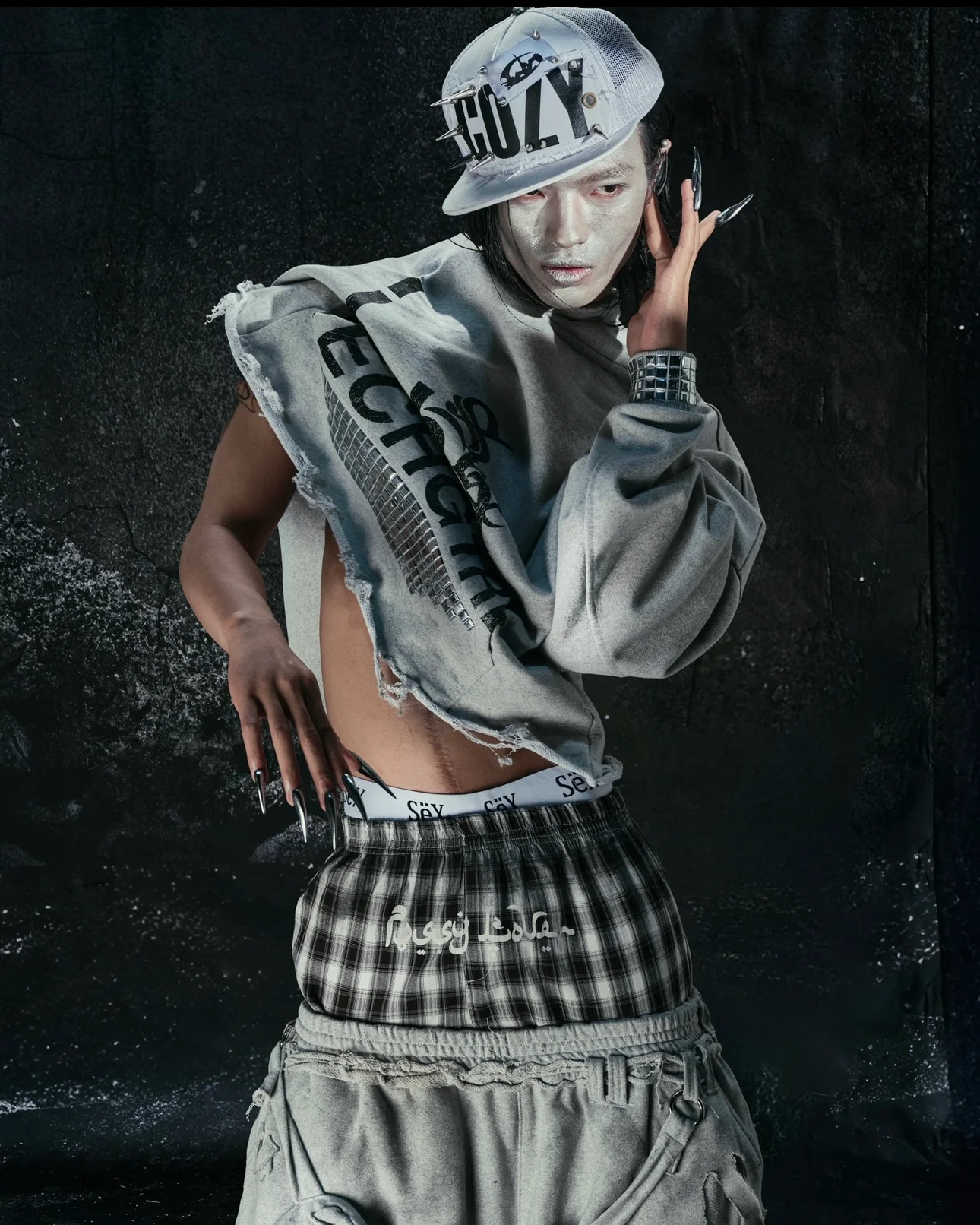 "TECH G1RL" STUDDED HOODIE - Image 9